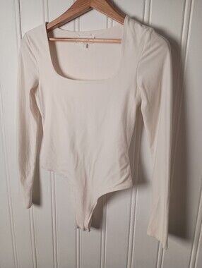 Wild Skye- Cream Long Sleeve Square Neck Bodysuit- Size XS/S